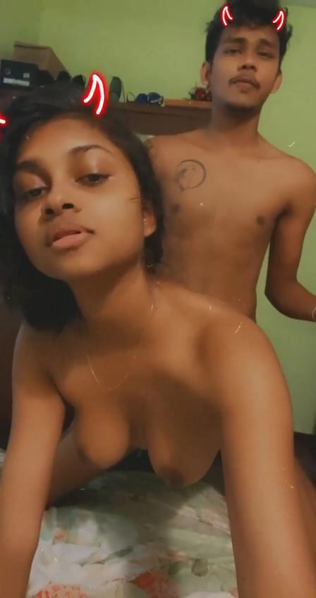 Young Baduwa ( Clear Sinhala Voice) Sri Lankan Sex Videos